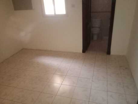 Mahooz, Apartments/Houses, BHD 220/month,  2 BR,  2 Bhk Semi Furnished Flat Available In Mahooz  Call Aleena