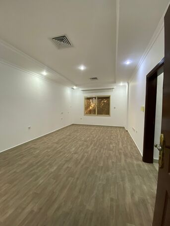 Kuwait City, Apartments/Houses, KWD 470/month,  3 BR,  Distinctive Ground Floor Apartment For Rent In Mishref