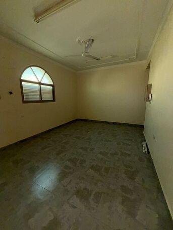 Paris, Housing Exchanges, 150/year,  Studio,  120 Sq. Meter,  Apartment For Rent In Al-Malikiyah
