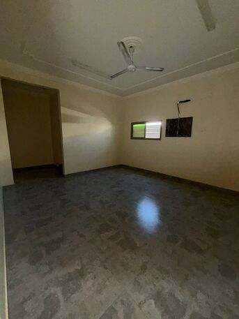 Paris, Housing Exchanges, 150/year,  Studio,  120 Sq. Meter,  Apartment For Rent In Al-Malikiyah