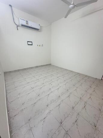 Gudaibiya, Apartments/Houses, BHD 145/month,  1 BR,  Flat For Rent In Gudaibiya With EWA , Unlimited Near Nesto