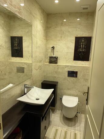 Amman, Apartments/Houses, JOD 12500/year,  3 BR,  Furnished, 3 BR In 4th/ 5th Circle: Bright And Cozy Three-bedroom Apartment With Garden