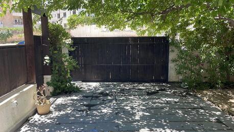 Amman, Apartments/Houses, JOD 12500/year,  3 BR,  Furnished, 3 BR In 4th/ 5th Circle: Bright And Cozy Three-bedroom Apartment With Garden