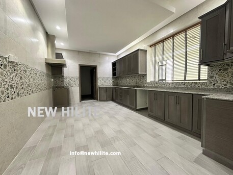 Kuwait City, Apartments/Houses, KWD 850/month,  5 BR,  FIVE BEDROOM FLOOR FOR RENT IN AL FUNAITEES