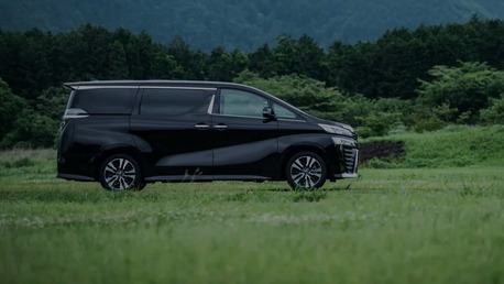 Singapore, Business, Book 9 Seater Maxi Cab Singapore &ndash; Travel Comfortably With VROOM TRANS