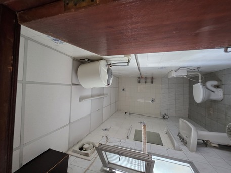 Hoora, Apartments/Houses, BHD 150/month,  1 BR,  @1BATHROOM Hall Kitchen Without Electricity