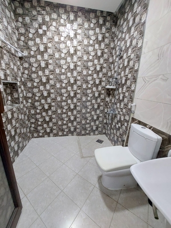 Manama, Apartments/Houses, BHD 460/year,  5 BR,  5 BHK FLAT Looking For A Comfortable And Spacious Home?