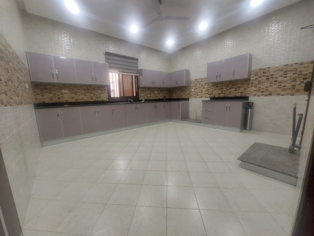 Manama, Apartments/Houses, BHD 460/year,  5 BR,  5 BHK FLAT Looking For A Comfortable And Spacious Home?
