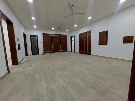 Manama, Apartments/Houses, BHD 460/year,  5 BR,  5 BHK FLAT Looking For A Comfortable And Spacious Home?
