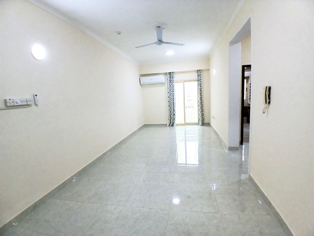 Hidd, Apartments/Houses, BHD 200/month,  1 BR,  Flat 1bhk Semi Furnished Inclusive New Hidd