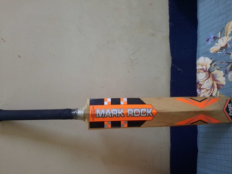 Madinah, Household Items, SAR 50,  Cricket Bat And Balls Available For Sale