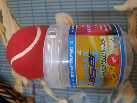 Madinah, Household Items, SAR 50,  Cricket Bat And Balls Available For Sale