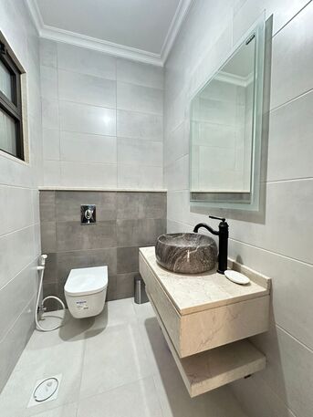 Amman, Apartments/Houses, JOD 24000/year,  Furnished,  3 BR,  200 Sq. Meter,  Modern Furnished Apartment For Rent In Deir Ghubar