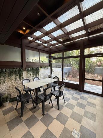 Abdoun, Apartments/Houses, JOD 21000/year,  Furnished,  3 BR,  215 Sq. Meter,  Ground Floor Apartment For Rent In Abdoun