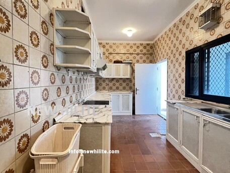 Kuwait City, Villas, KWD 3750,  Beautiful Villa With Garden, Pool, And More In Abu Al Hassaniya