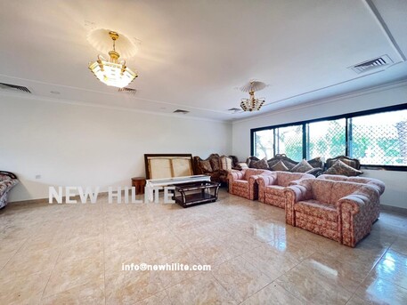 Kuwait City, Villas, KWD 3750,  Beautiful Villa With Garden, Pool, And More In Abu Al Hassaniya
