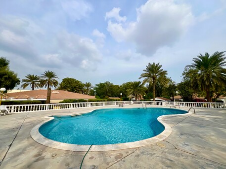 Saar, Villas, BHD 600,  360 Sq. Meter,  Spacious 4BR Villa With Garden In Saar