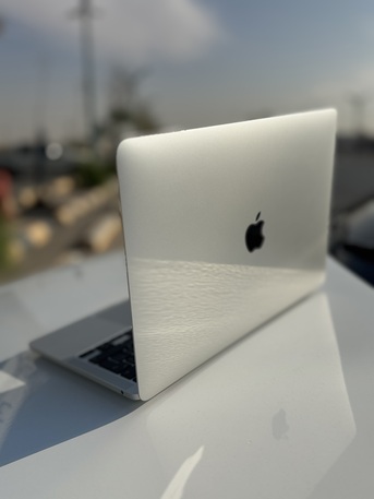 Olaya, Tablet Computers, SAR 2750,  For Sale: MacBook Pro 2022 &ndash; M2, 16GB RAM / 256GB SSD / Touch Bar