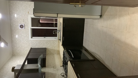 Hidd, Rooms Available, BHD 370/month,  Furnished,  3br Seting Daining 4both Kitcen Fully Furnished Includes EWA Con 39451902