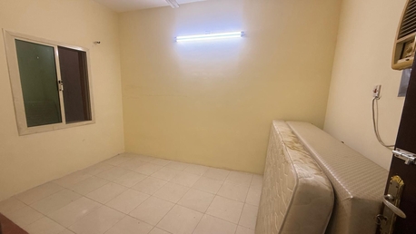 Gudaibiya, Apartments/Houses, BHD 220,  2 BR,  2,Bath,Unlimited-Ewa,semi Furnished Flat Rent N Gudaibiya All Inclusive@33112437