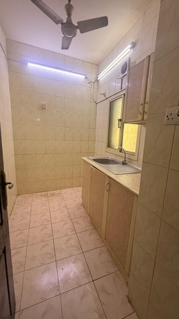 Gudaibiya, Apartments/Houses, BHD 220,  2 BR,  2,Bath,Unlimited-Ewa,semi Furnished Flat Rent N Gudaibiya All Inclusive@33112437