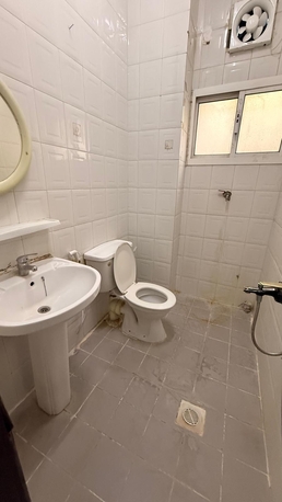 Gudaibiya, Apartments/Houses, BHD 240,  2 BR,  2,Bath,Ewa,semi Furnished Flat Rent N Gudaibiya All Inclusive@33112437