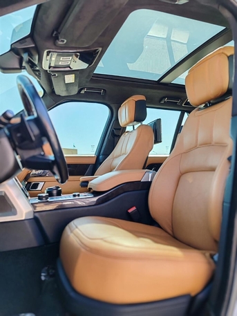 Riyadh, Vehicles, Cars & Trucks , SAR 130000,  Land Rover Range Rover,  2019,  Automatic,  190000 KM,  Range Rover SE &ndash;