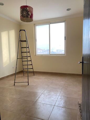 Busaiteen, Apartments/Houses, 3 BR,  Flat For Rent In Busaiteen