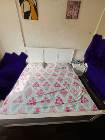 Riyadh, Household Items, SAR 1500,  White Complete Bedroom Set In A Good Condition