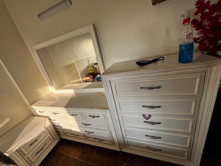 Riyadh, Household Items, SAR 1500,  White Complete Bedroom Set In A Good Condition