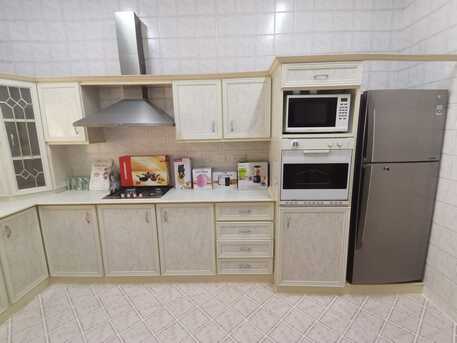 Juffair, Apartments/Houses, BHD 350/month,  Furnished,  2 BR,  100% Family Building: GAS Cooking Range: CLOSED Kitchen: Balcony: Internet: Parking: TONY