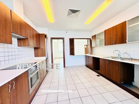 Kuwait City, Apartments/Houses, KWD 800/month,  3 BR,  Sea View Three Bedroom Apartment With Balcony For Rent In Mangaf