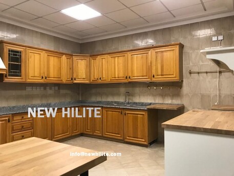 Kuwait City, Villas, KWD 2600,  Spacious Beach Front Four Bedroom Villa In Al Bida, Kuwait