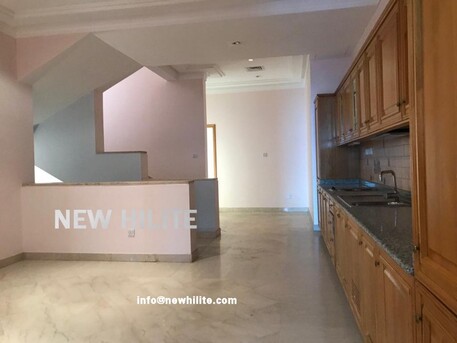 Kuwait City, Villas, KWD 2600,  Spacious Beach Front Four Bedroom Villa In Al Bida, Kuwait