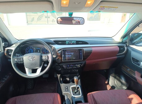 Manama, Vehicles, Cars & Trucks , BHD 7300,  Toyota Hilux,  2020,  Automatic,  117000 KM,  AGENCY SERVICE