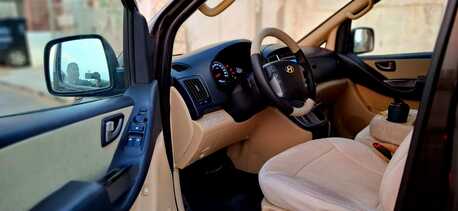 Jeddah, Vehicles, Cars & Trucks , SAR 46000,  Hyundai H1,  2017,  Automatic,  145000 KM,  HYUNDAI H-1