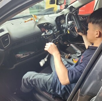 Singapore, Business, Best Service For Accessories Installation In Kaki Bukit