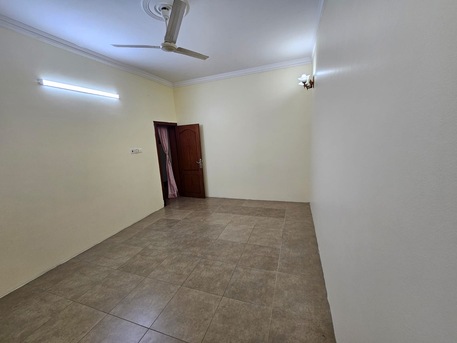 Jidhafs, Rooms Available, BHD 110/month,  Room With Seperate Bathroom Available For Rent