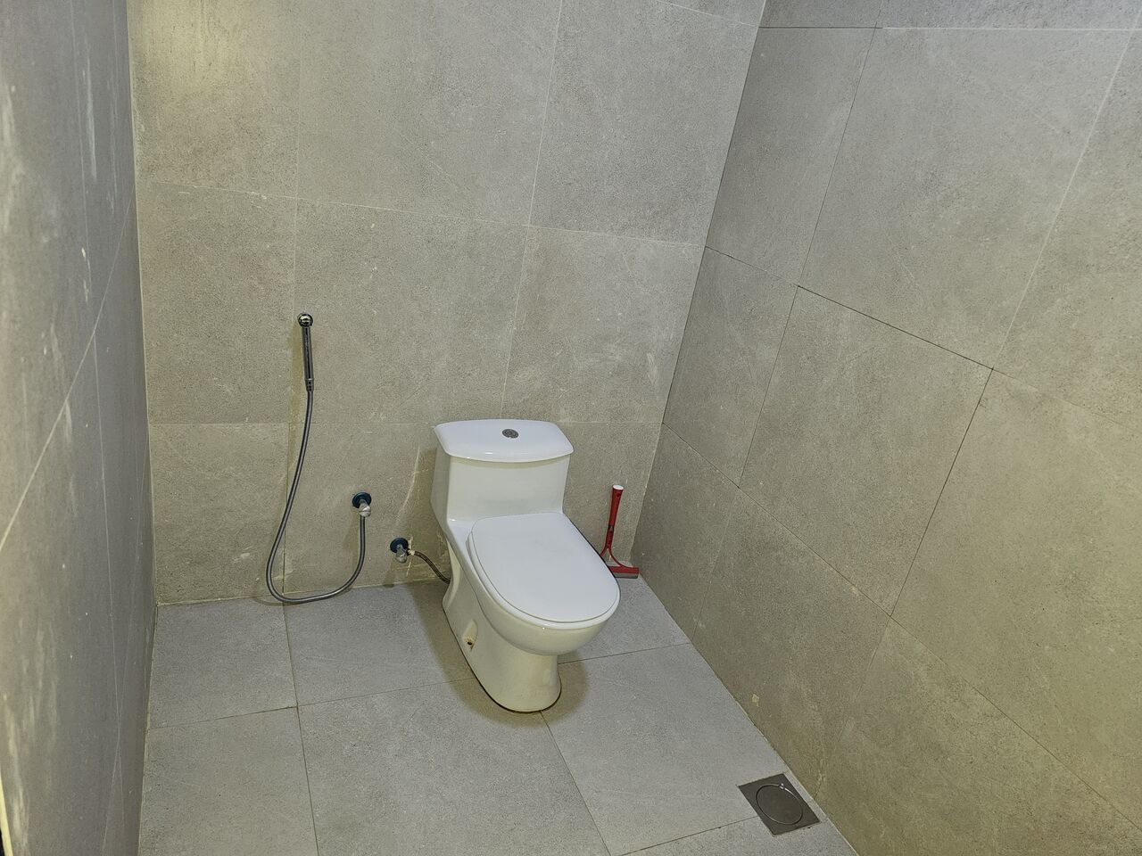 Riyadh, Apartments, Flats, Houses & Villas, SAR 2500/month,  Furnished,  Studio,  160 Sq. Meter,  Furnished Room For Executive Batchelor / Hayy Al Wurood Near Red Metroline In K A Azeez Ro