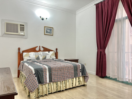 Juffair, Apartments/Houses, BHD 300/month,  Furnished,  2 BR,  140 Sq. Meter,  Furnished 2 BHK Family Apartment In Juffair With EWA