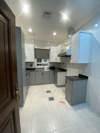 Kuwait City, Apartments/Houses, 4 BR,  Luxury 4-Bedroom Duplex Apartment For Rent In Rumaithiya (Ground And First Floors) ????