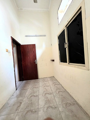 Salmaniya, Apartments/Houses, BHD 130/month,  2 BR,  2bhk  Exclusive Neat And Clean