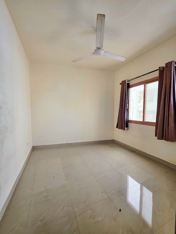 Salmaniya, Apartments/Houses, BHD 150/month,  Studio,  Neet And Clean UN Furnished 2 BHK Family Flat Without Ewa @150 /BD In Salmaniya