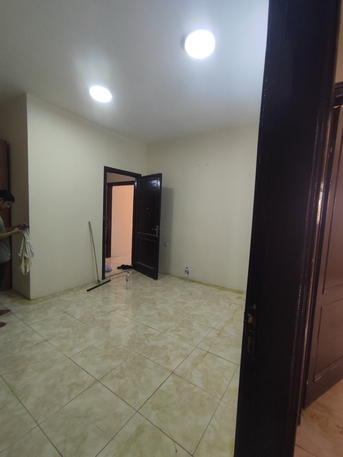 Riyadh, Rooms Available, SAR 1100/month,  Ar Rawdah - 1big Separate Room Available With Included Elect & Wifi