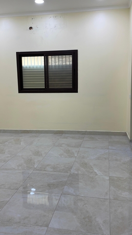 Sitra, Apartments, Flats, Houses & Villas, BHD 260/month,  3 BR,  Spacious 3 BHK Flat With EWA For Rent In Sitra