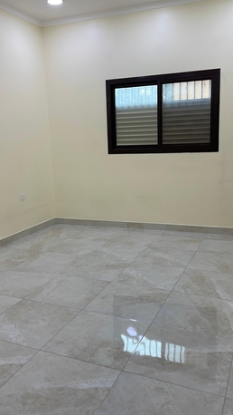 Sitra, Apartments, Flats, Houses & Villas, BHD 260/month,  3 BR,  Spacious 3 BHK Flat With EWA For Rent In Sitra