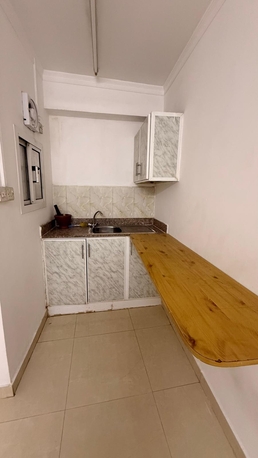 Gudaibiya, Apartments/Houses, BHD 110,  1 BR,  1 Bath,Unlimited-Ewa,semi Furnished Studio Flat Gudaibiya All Inclusive@33112437