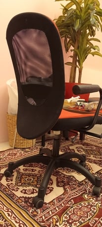 Riyadh, Furniture, SAR 159,  Ikea Swivel Chair / Urgent Sale