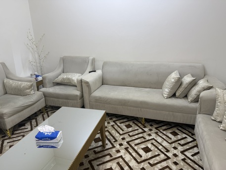 Al Malaz, Furniture, SAR 1000,  11 Seater Sofa Set
