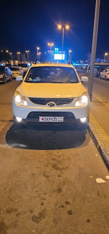 Manama, Vehicles, Cars & Trucks , BHD 1350,  Hyundai SUV,  2009,  Automatic,  27 KM,  SUV For Sale Good Condition 7 Seater Long Drive